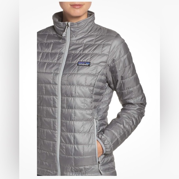 Patagonia Women's Gray Light Weight Quilted Puffer Jacket - Picture 3 of 10